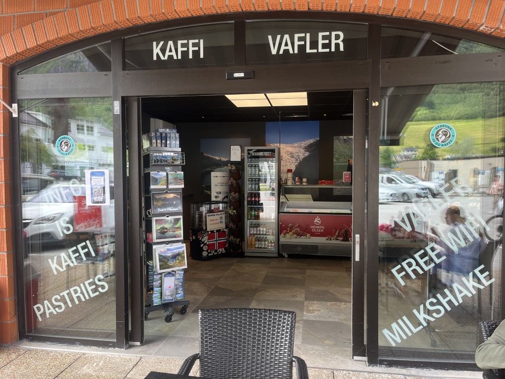 Stabukk Kafé i Olden.