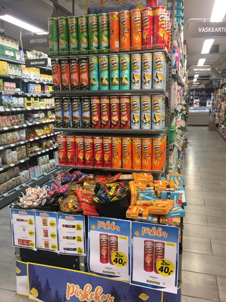 Inne på Bunnpris Olden med utval av ferske varer