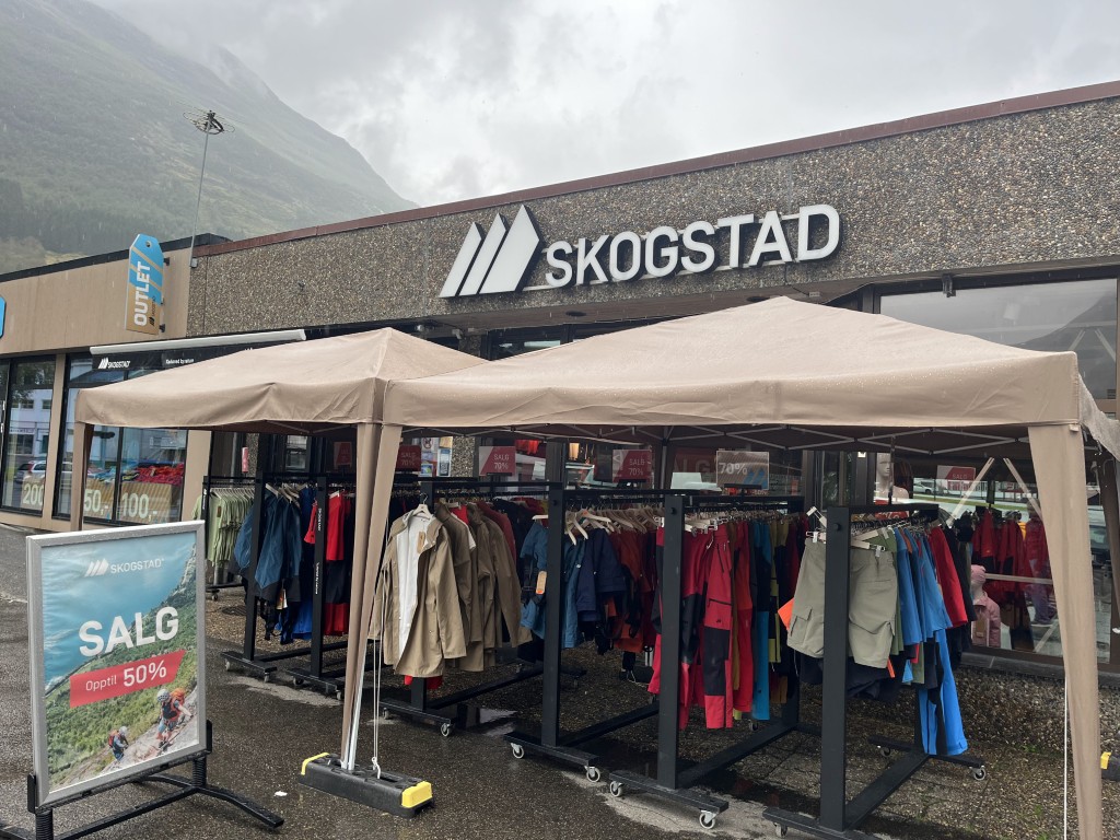 Skogstad Sport butikk i Olden.